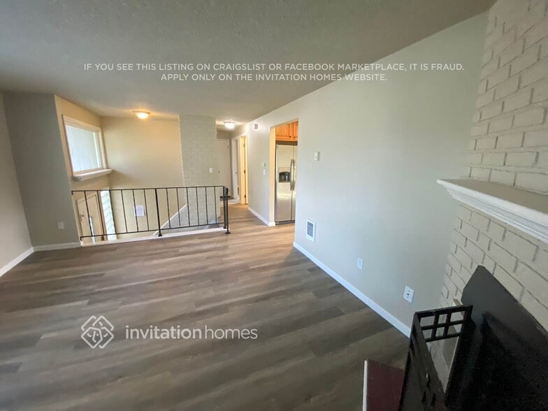 Building Photo - 3725 SW 332nd Pl