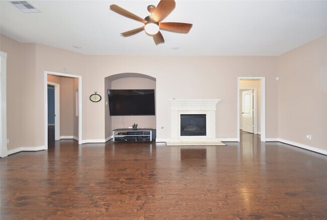 Building Photo - 14319 Hancock Elm St