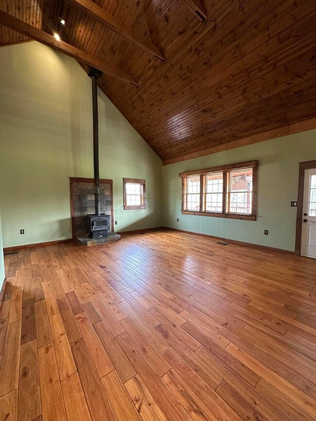 Building Photo - 4841 Julian Rd SW