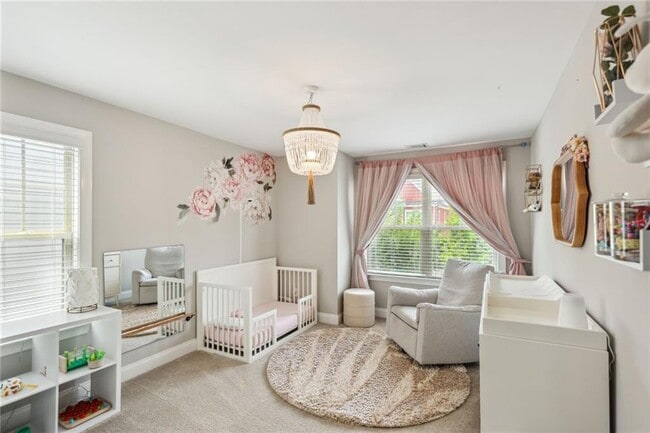 Building Photo - 1007 Edgemont Dr