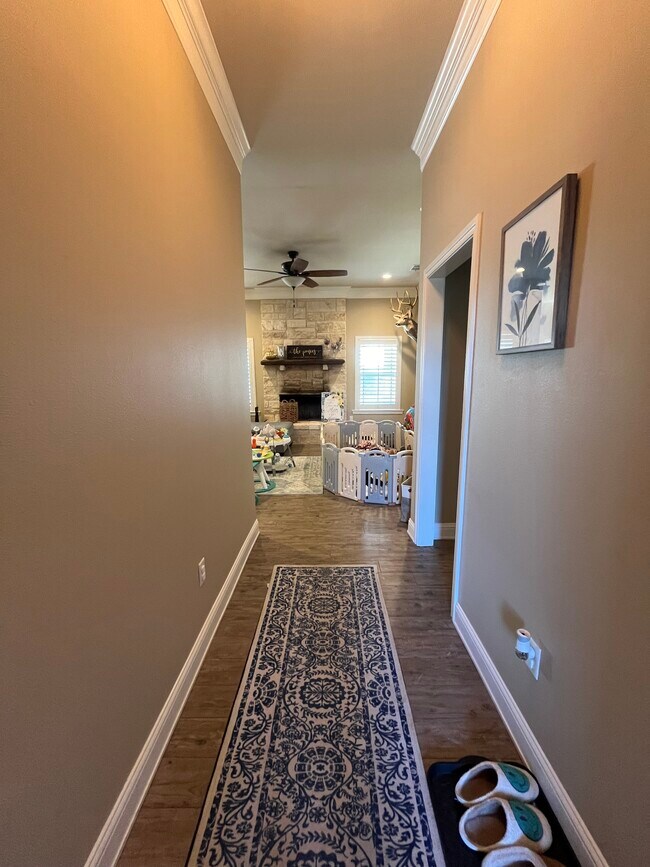 Building Photo - 7509 Olive Grove Ave
