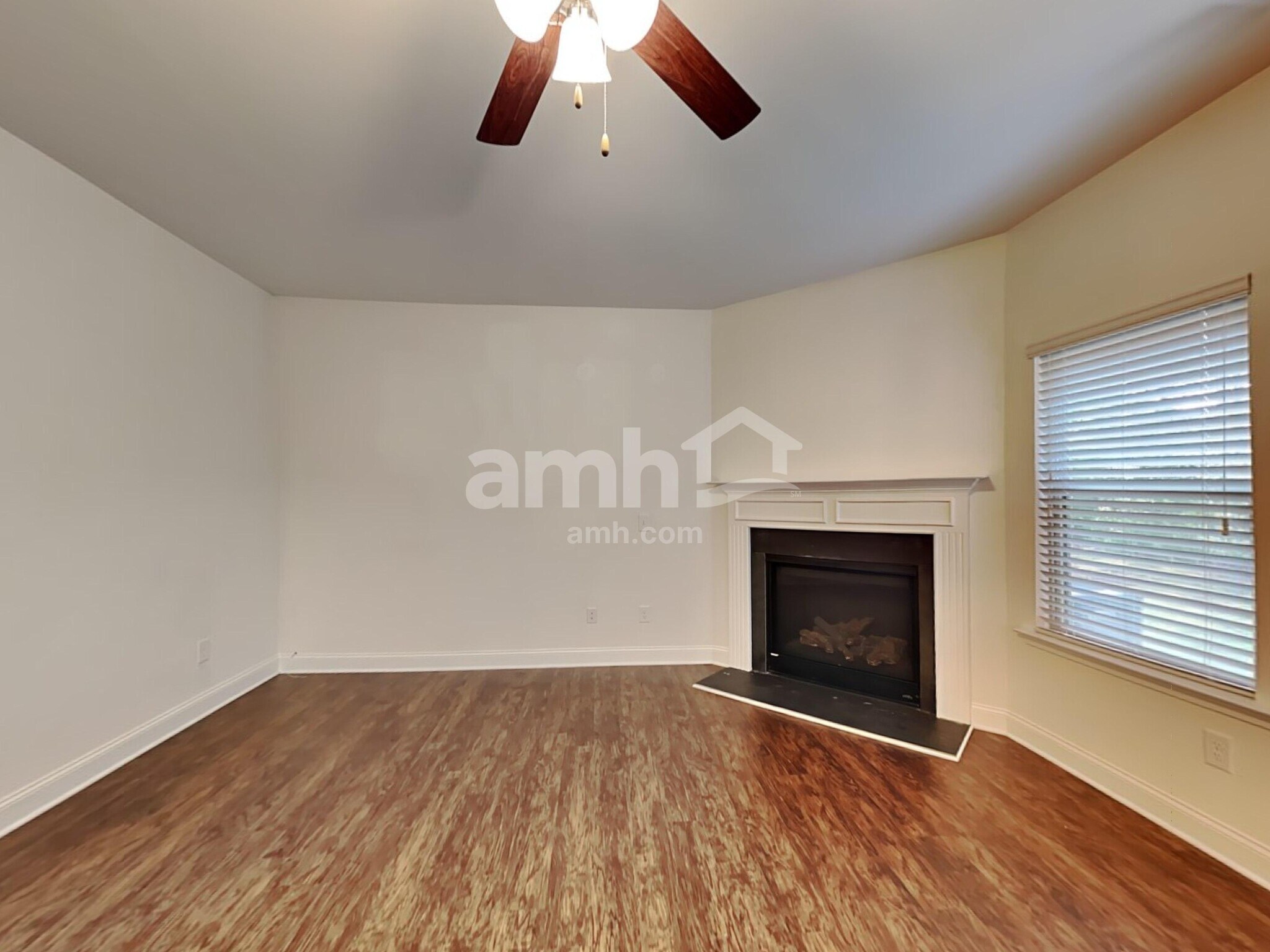 Building Photo - 264 Makenna Dr
