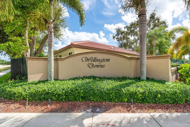 Building Photo - 12210 Dartmoor Dr