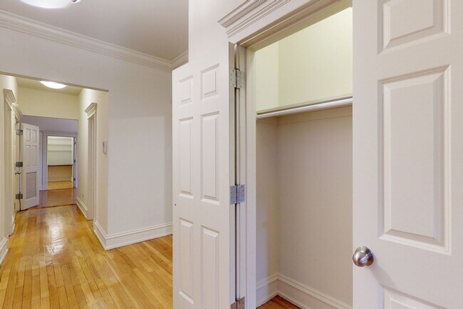 Floorplan - 5533 S. Blackstone