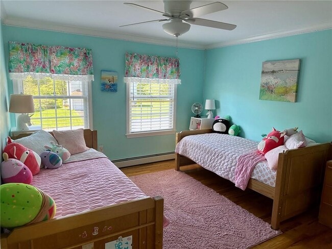 Building Photo - 25 Sycamore Dr