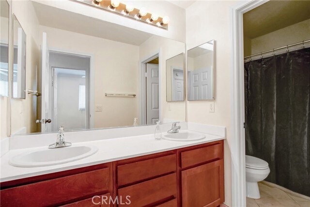Building Photo - 33561 Cedar Creek Ln