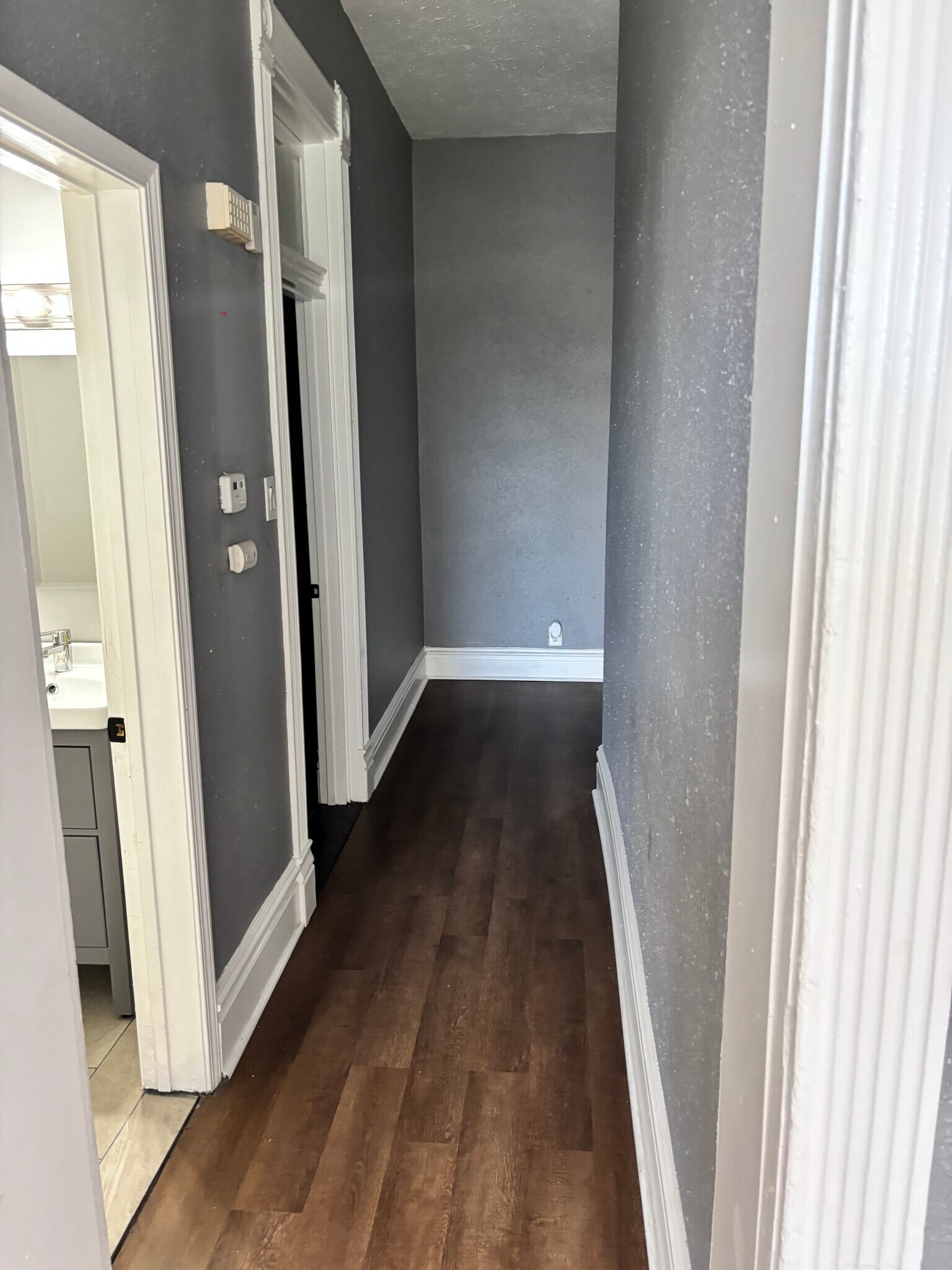 Building Photo - 2621 Arsenal St