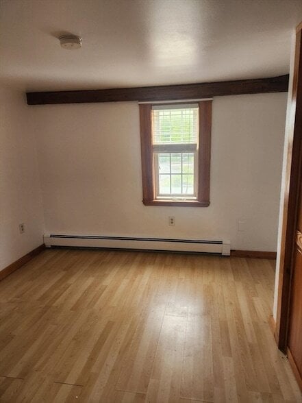 Building Photo - 92 Main St