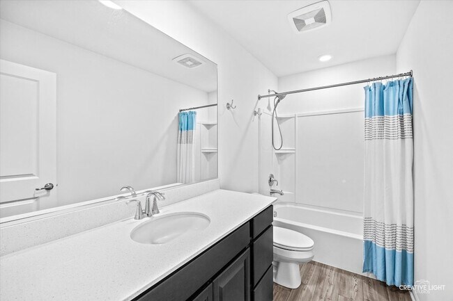 Building Photo - 1097 Moraine Dr