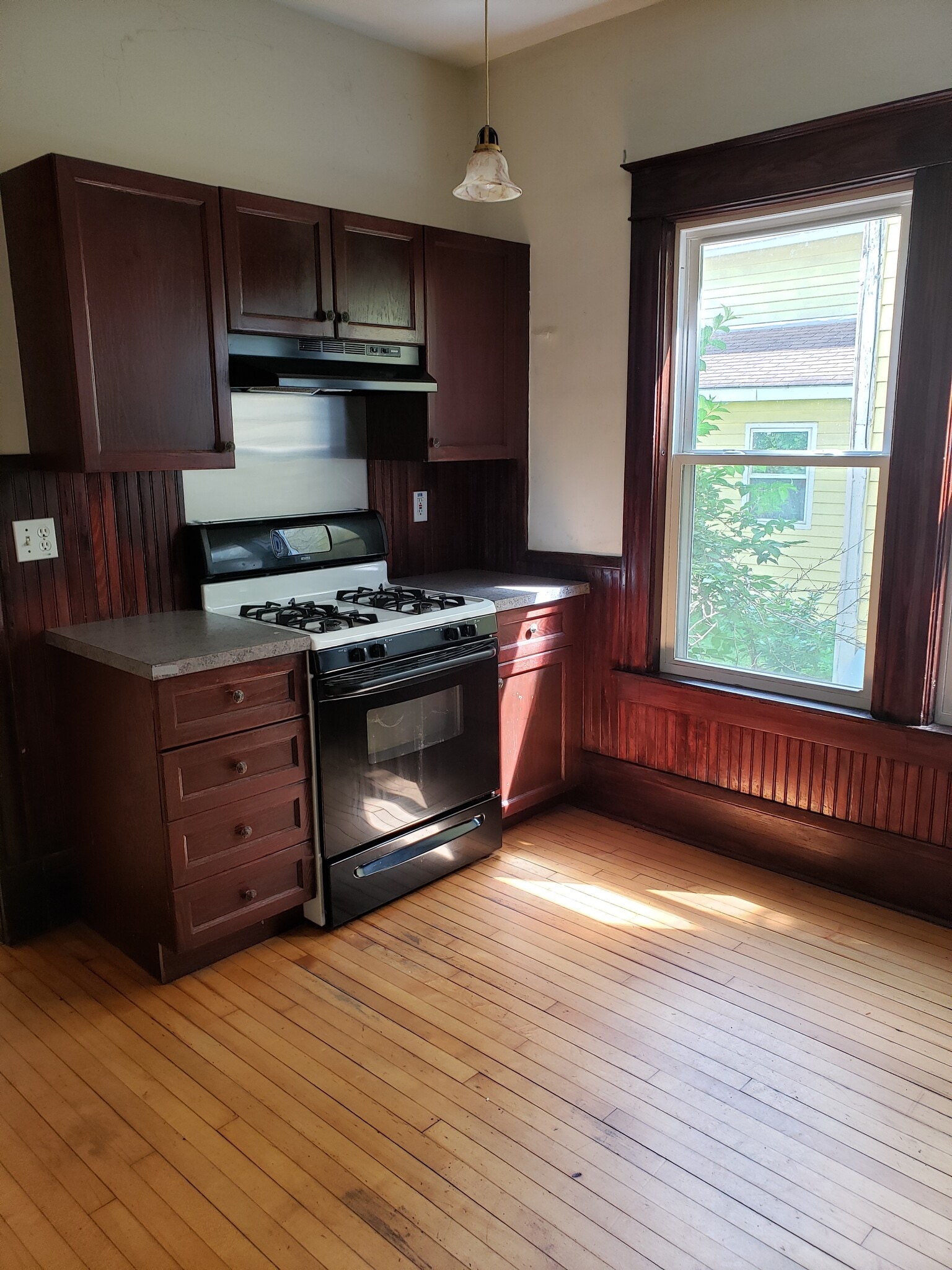 Building Photo - 12 Platt St