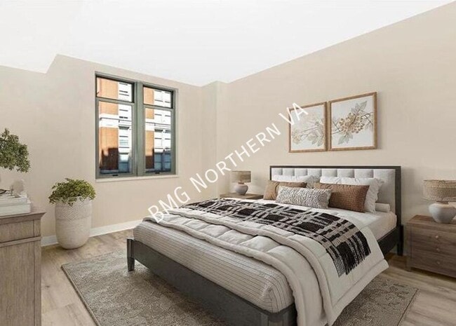 Building Photo - 1150 K St NW