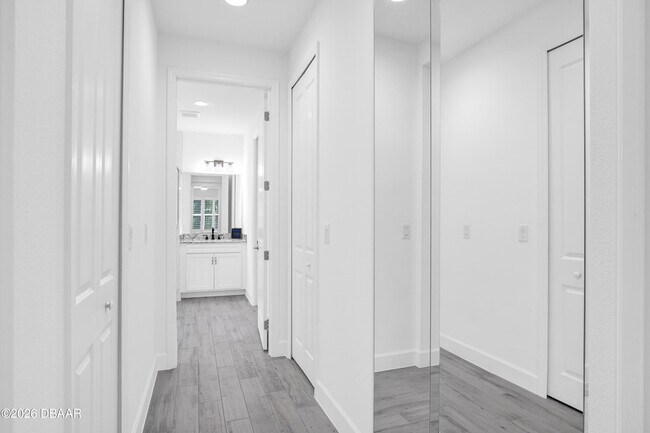 Building Photo - 853 Bama Breeze Dr