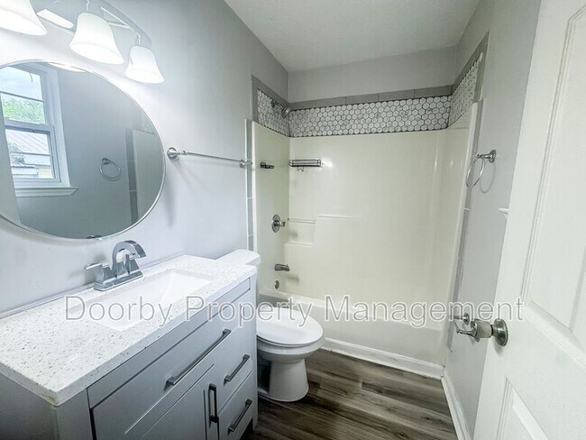 Building Photo - 1109 Arcadia Ave