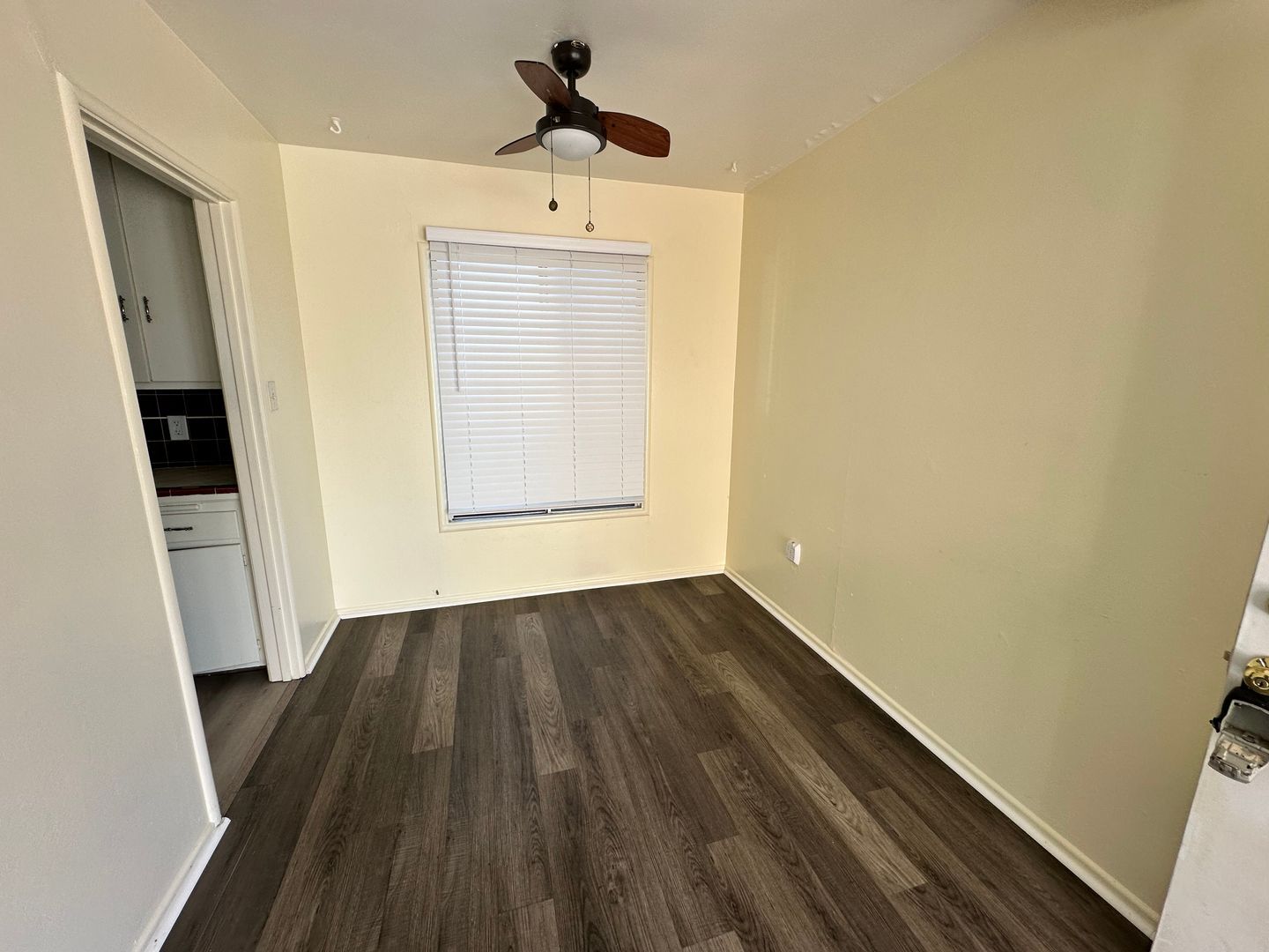 Building Photo - 432 Everett St