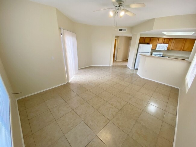 Building Photo - MAY MOVE IN SPECIAL - 1 Bedroom 1 Bath in ...