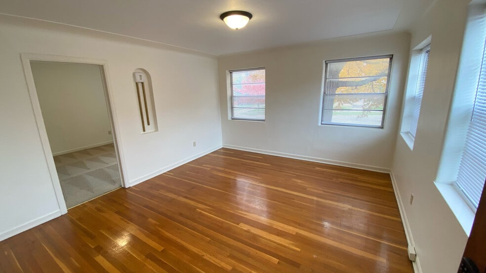 New Renovation - 227 W Dunklin St