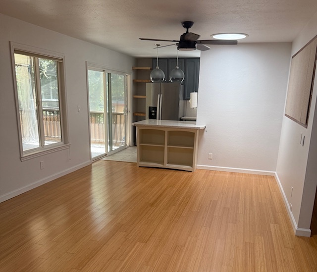 Building Photo - 110 Greenview Dr