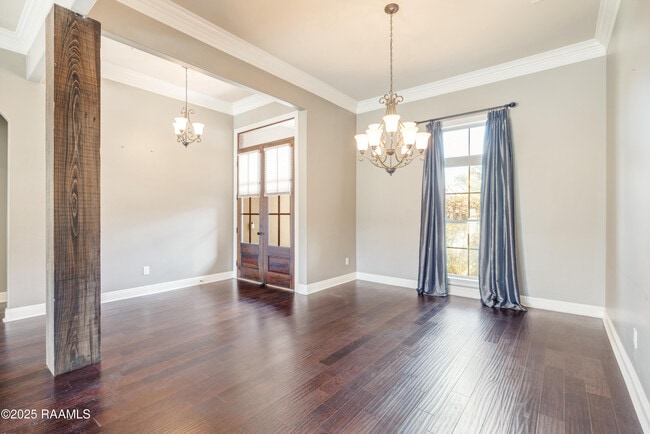 Building Photo - 104 Gated Trinity Ct