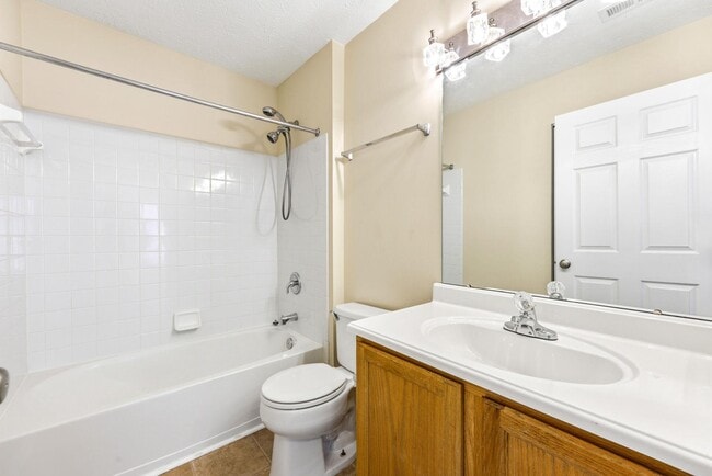 Building Photo - 210 Eisenhower Ct