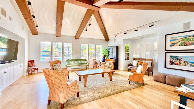Building Photo - 4374 Nautilus Way