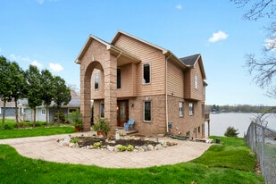 Building Photo - 11589 Ember