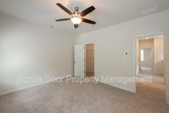 Building Photo - 1672 Eagle Dr