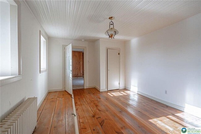 Building Photo - 621 Nursery Rd