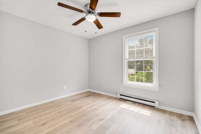 Building Photo - Spacious 4 Bedroom Home in Midlothian – Available August 15th – $3,000/mo
