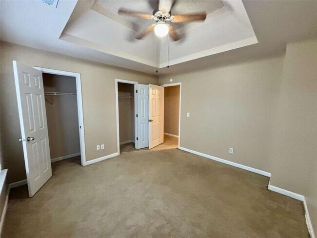 Building Photo - 345 Blackwood Ln