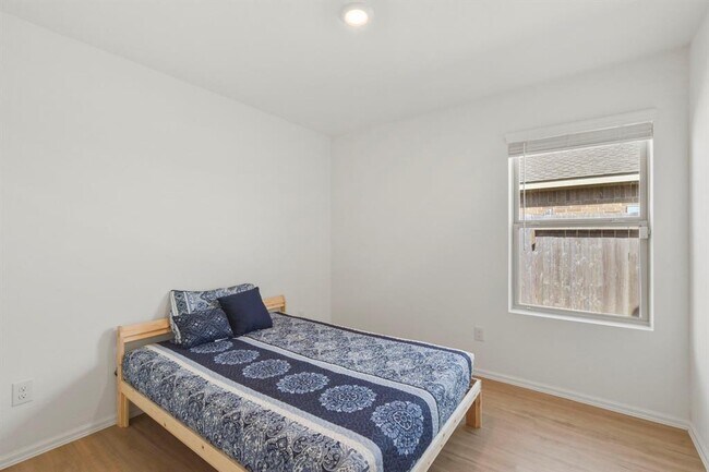 Building Photo - 736 Delany Cv Ct