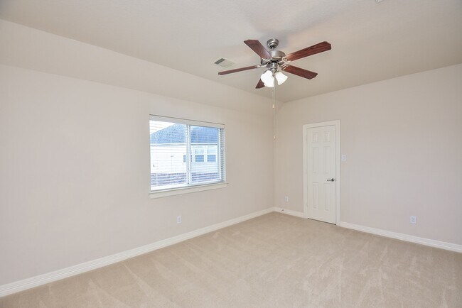 Building Photo - 2403 Galleon Point Ct