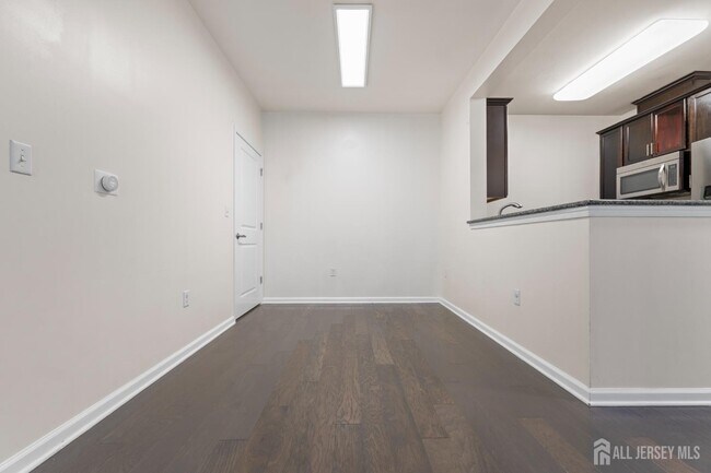 Building Photo - 434 Micali Way