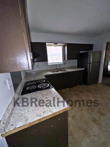 Building Photo - 1281 Royal Oaks Cove