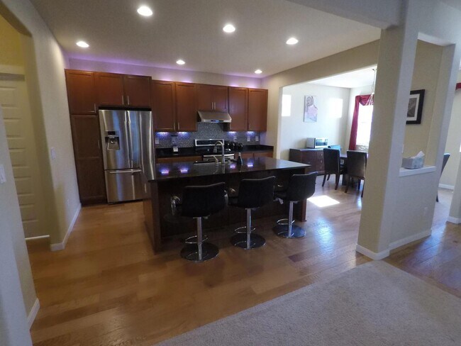 Kitchen - 9422 S 235th Plz