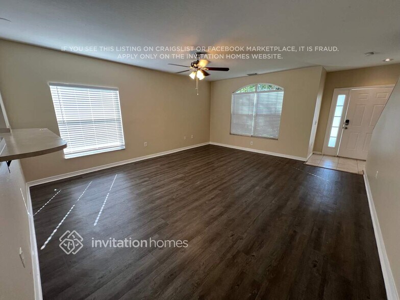 Building Photo - 7108 49th Pl E