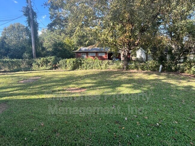 Building Photo - 636 Frayser Dr