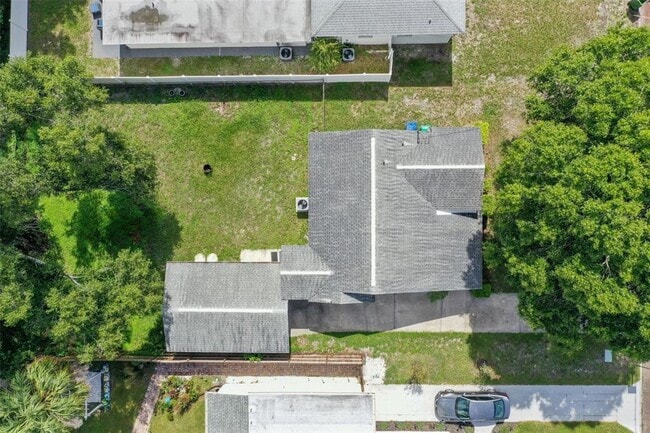 Building Photo - 703 W Indiana Ave