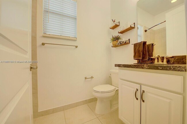 Building Photo - 11849 SW 13th Ct