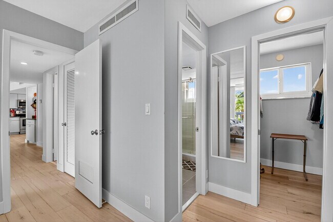 Building Photo - 2505 S Ocean Blvd