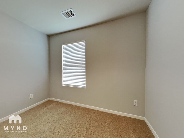 Building Photo - 1811 Artem Ct