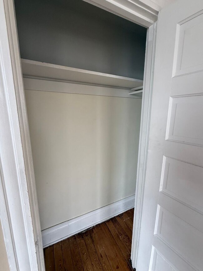 Building Photo - 49 W Commerce St