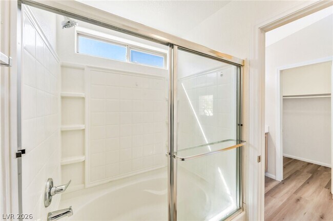 Building Photo - 6425 N Buttercup Creek St