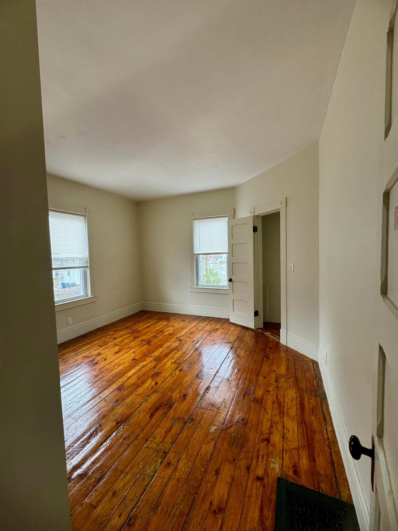 Bedroom with Walk-in Closet - 21 Lafayette St