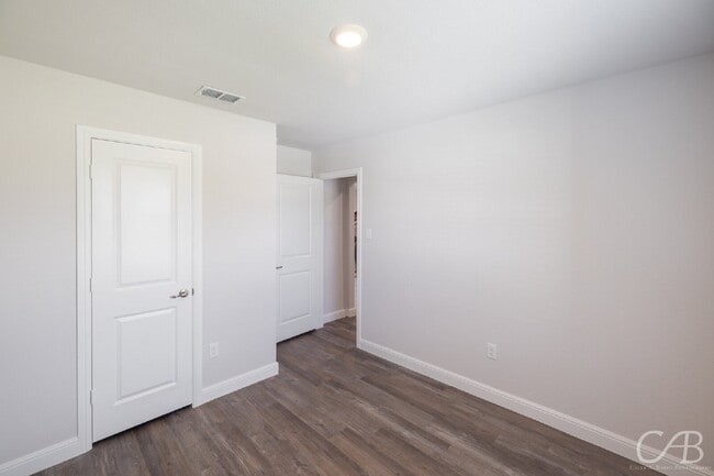Building Photo - For Lease