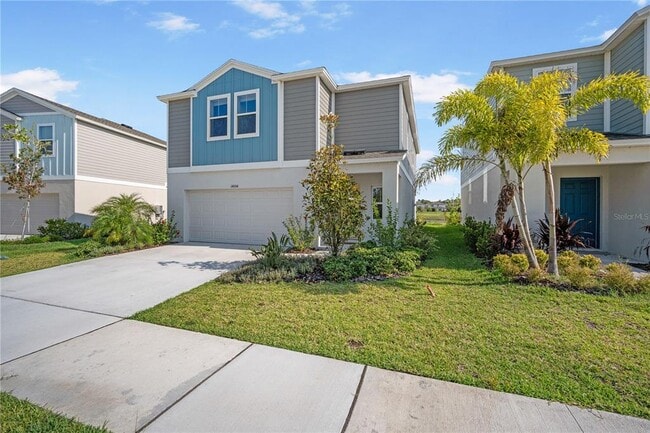 Building Photo - 14884 Summer Br Dr