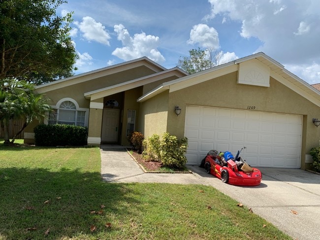 Building Photo - 1209 Sweet Gum Dr