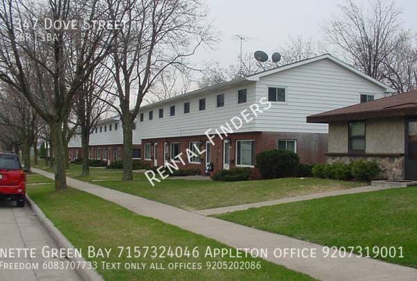 Building Photo - 347 Dove St