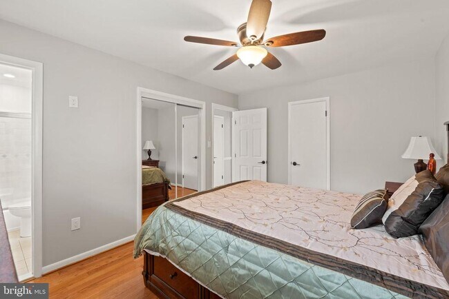 Building Photo - 5590 Neddleton Ave
