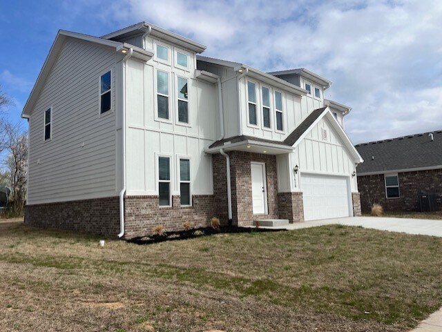 Building Photo - 1610 Ari Ave