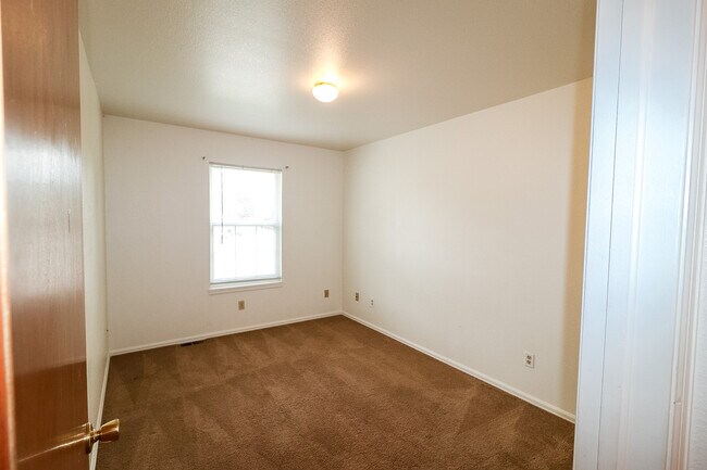 Building Photo - 5505 Chad Ct